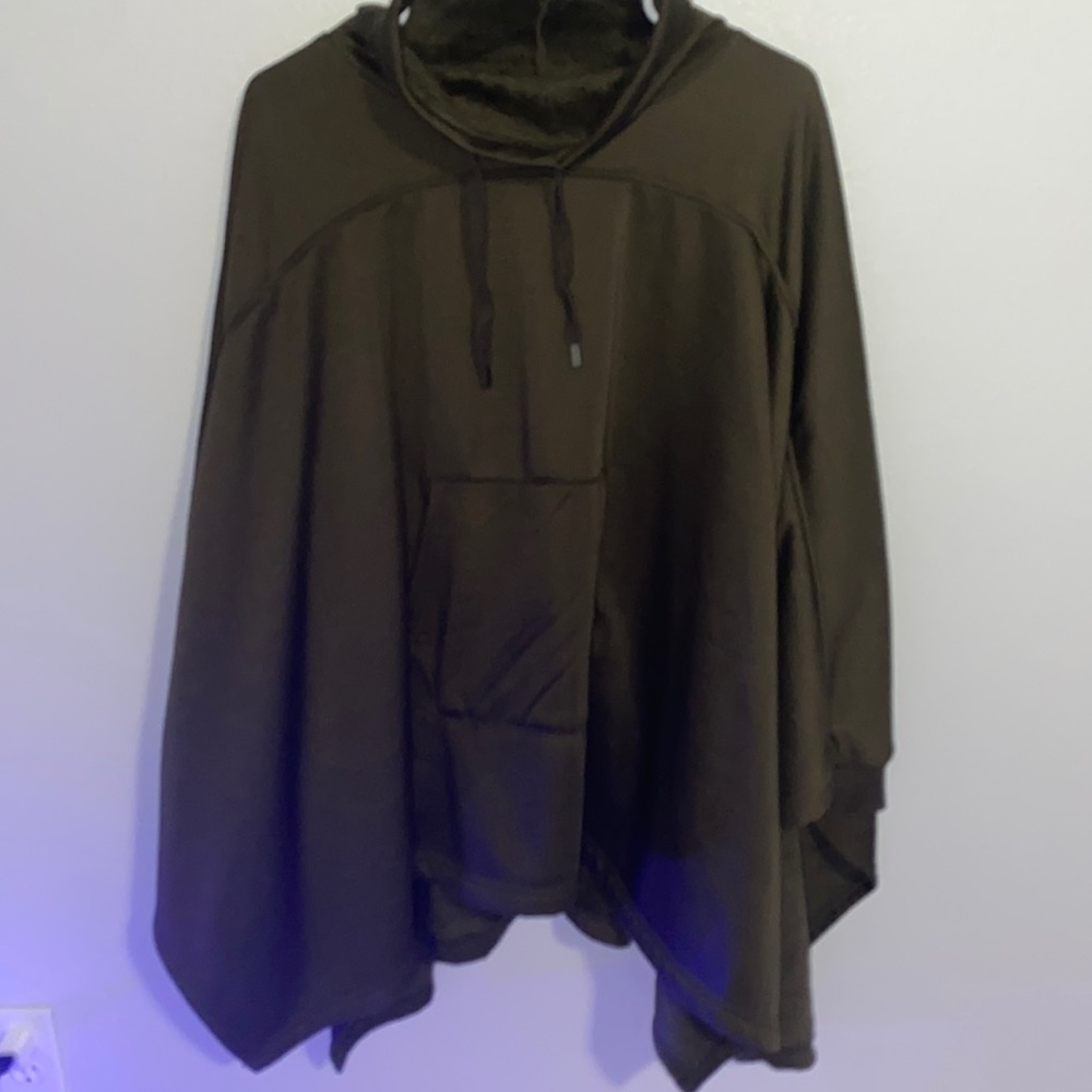 Dark green poncho sweatshirt
